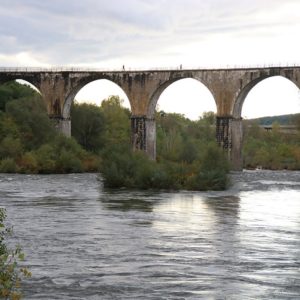 Viaduc ferroviaire Vogüe