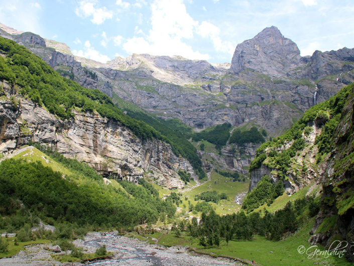 Vallée en direction du Bout du Monde