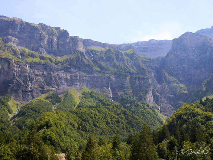 Le cirque et ses cascades