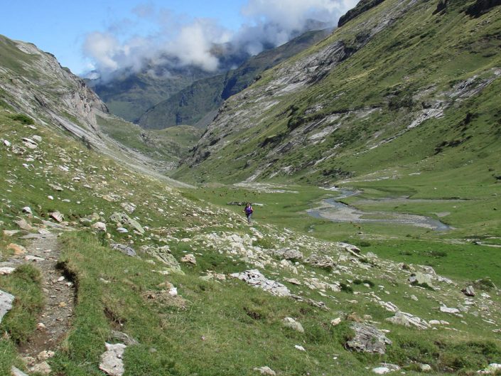 Montée en direction du cirque d'Estaubé