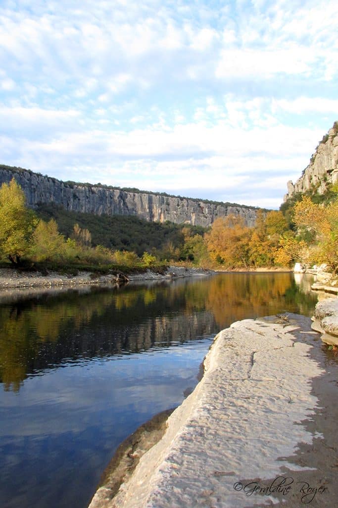 Une vue de la rivière Ardèche