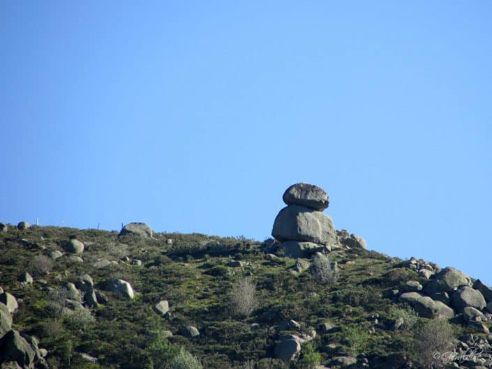 boules de granit à sablières